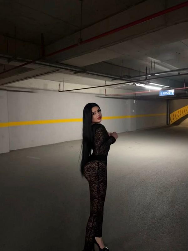 Discover Unforgettable Moments with Alisa Demidov Today 2 Mis Fotos