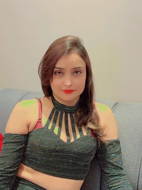 Experience Unforgettable Moments with Ana Volkova Today 2 Mis Fotos