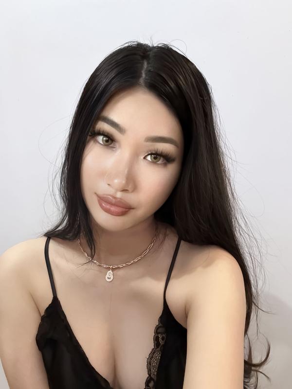 Experience Unforgettable Moments with Milica Anders by Your Side