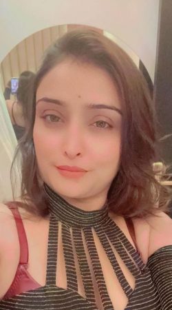 Experience Unforgettable Moments with Ana Volkova Today